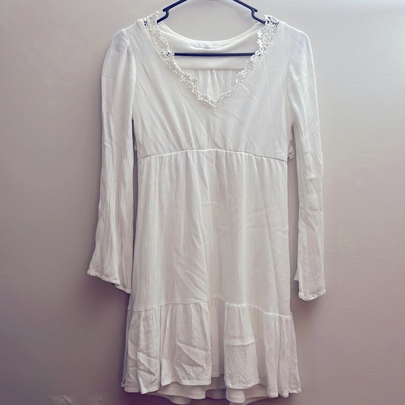White boho dress, small- only worn 2 x’s- $15!! - Picture 1 of 5